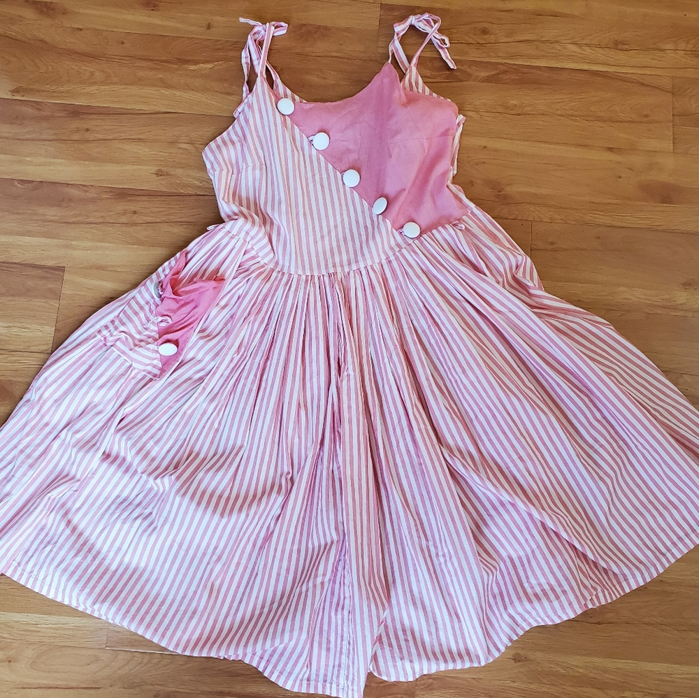 Unique Vintage swing dress